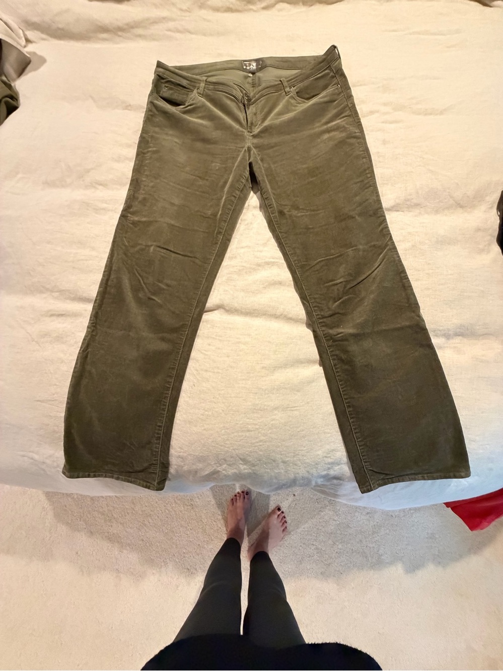 Kut from the Kloth Catherine Corduroy Mid Rise Boyfriend - Woman’s size 16